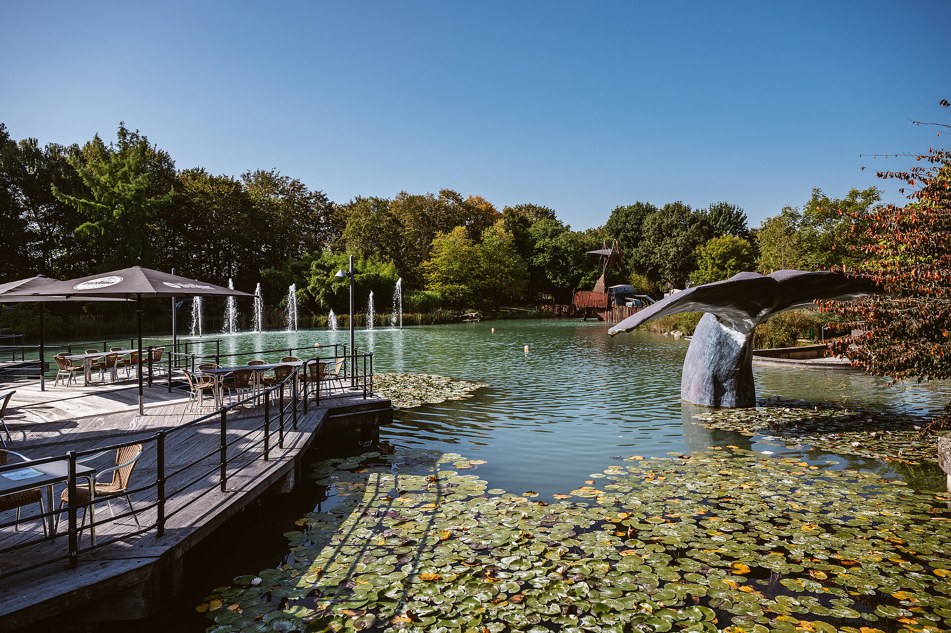 Ein großer See, ein flacher Teich und immer wieder Wasserspiele - Wasser spielt eine große Rolle im Maximilianpark Hamm.
