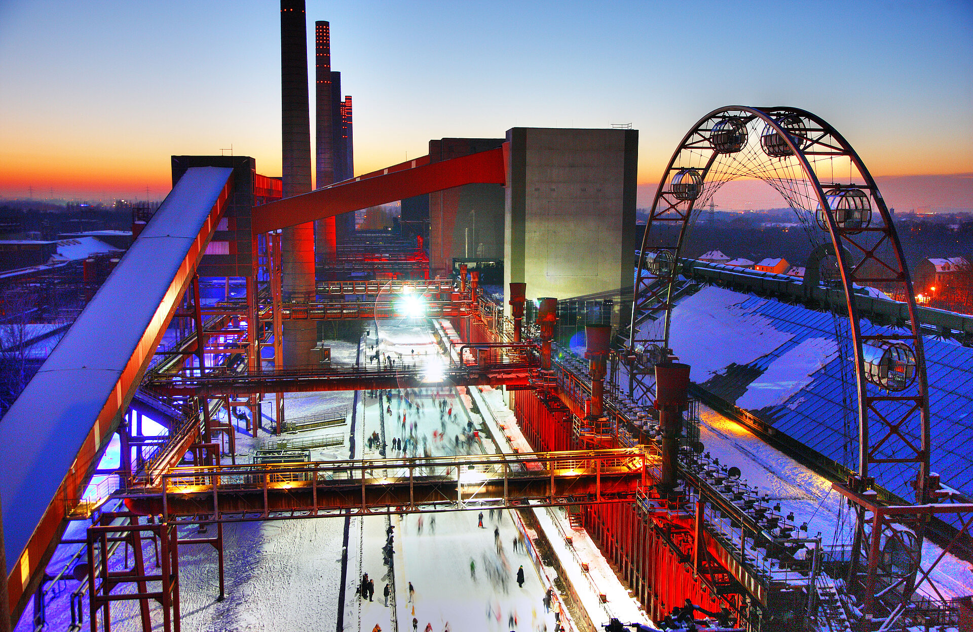 Eisbahn auf der Kokerei Zollverein in Essen.