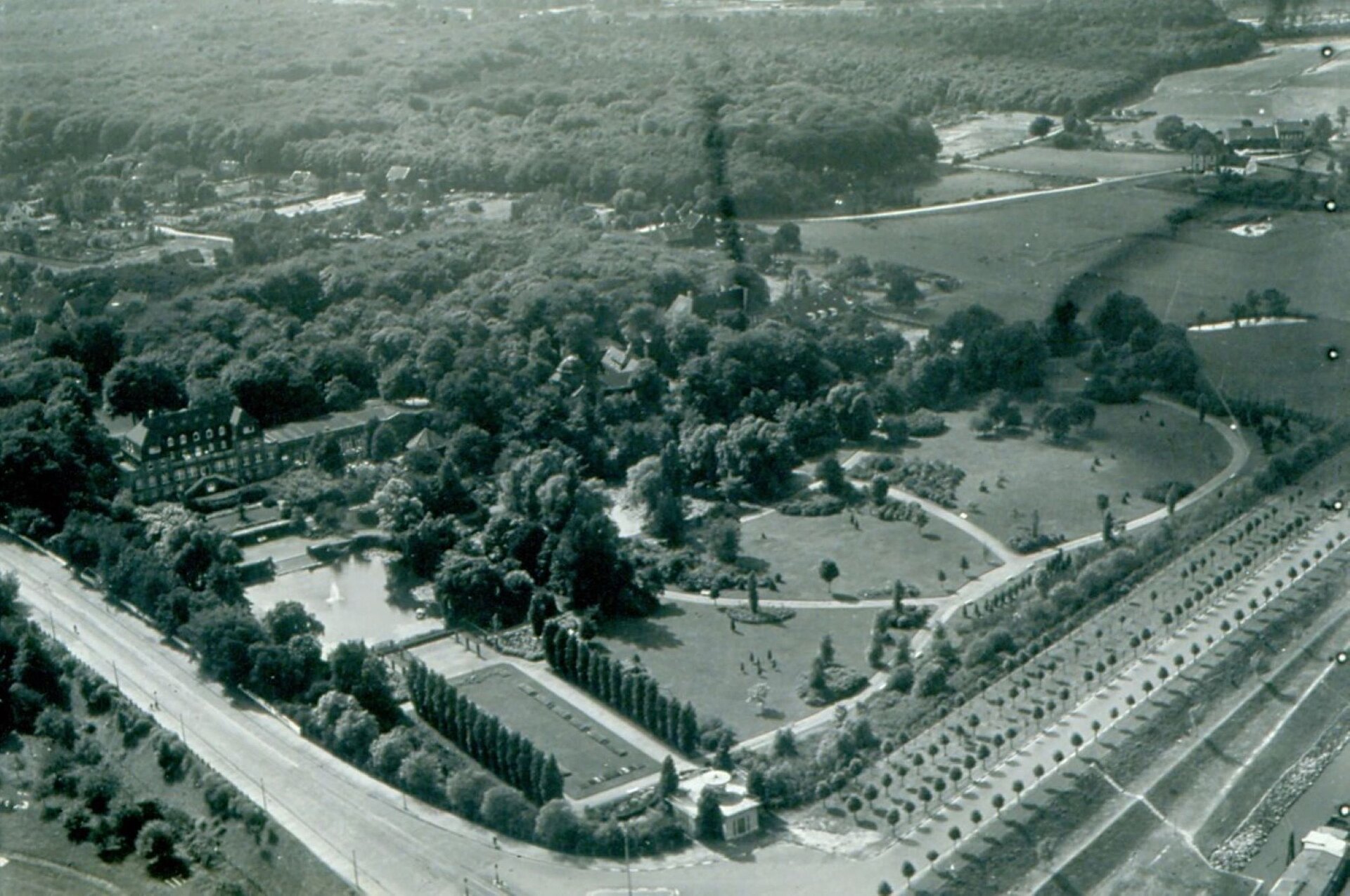 Raffelbergpark, historisches Luftbild von 1935. 