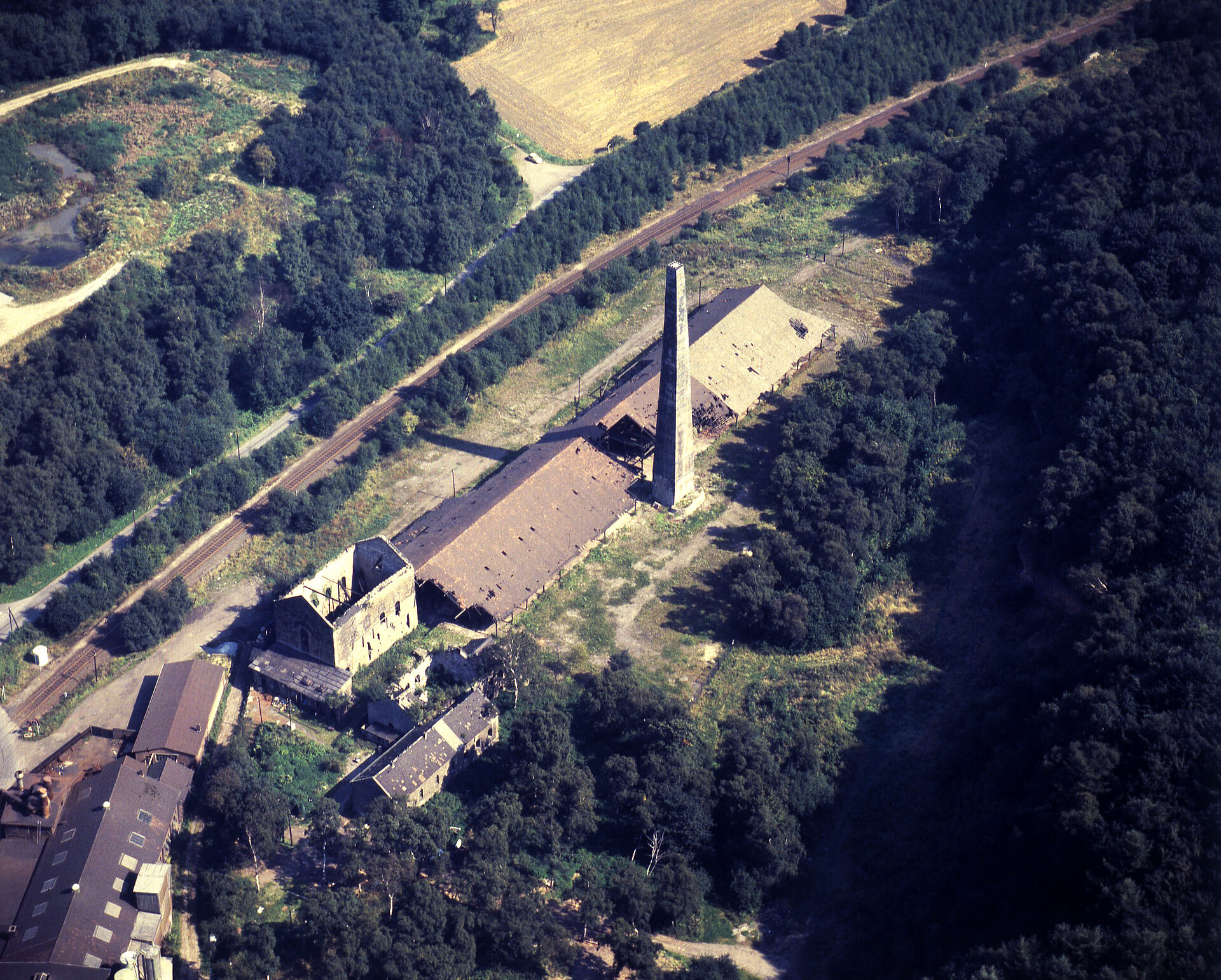 Die Zeche Nachtigall in Witten im Jahr 1981 aus der Luft fotografiert.