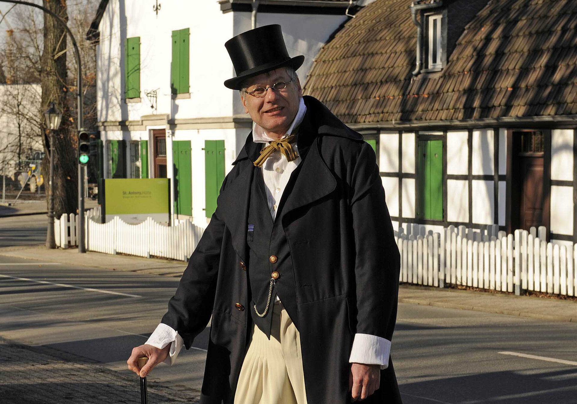 Hüttendirektor Gottlob Jacobi führt - natürlich nur als Kunstfigur - durch das Museum und die ehemalige Hütte.