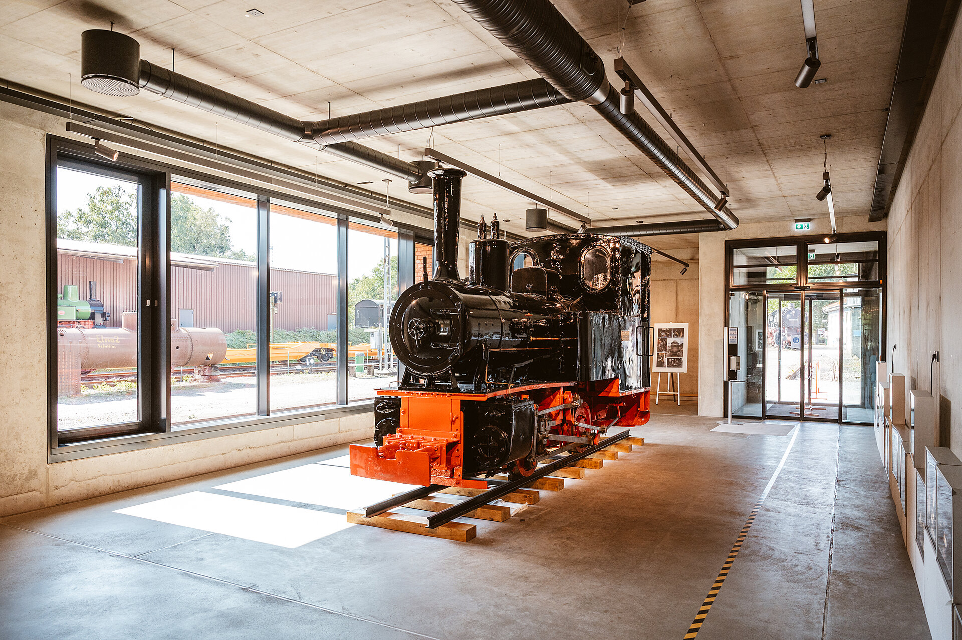 Das Empfangsgebäude des Eisenbahnmuseums dient auch als Raum für Ausstellungen.
