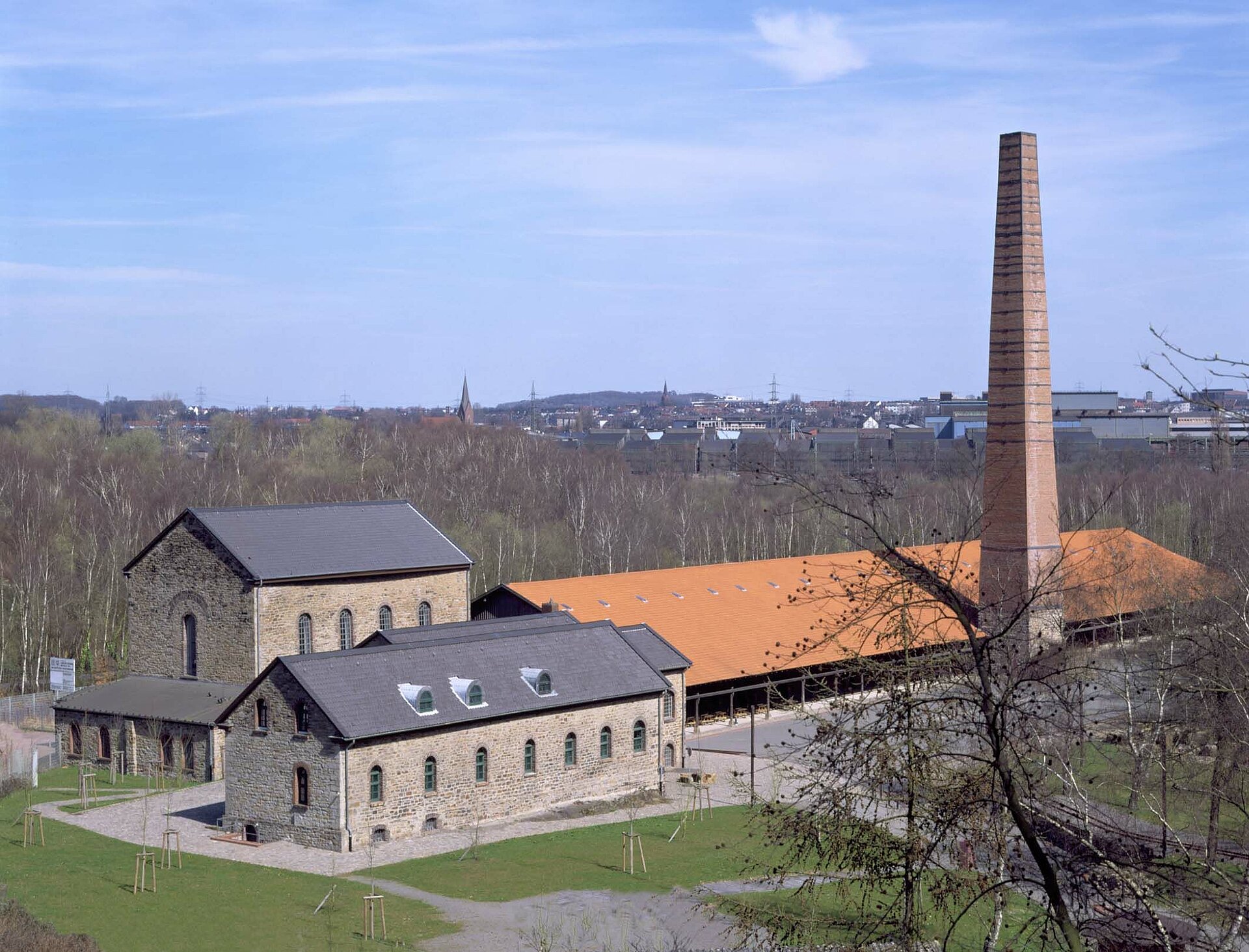 Die Anfänge der Zeche Nachtigall, der größten erhaltenen Anlage im Muttental, reichen bis in das Jahr 1714 zurück. Heute ist sie ein LWL-Industriemuseum.