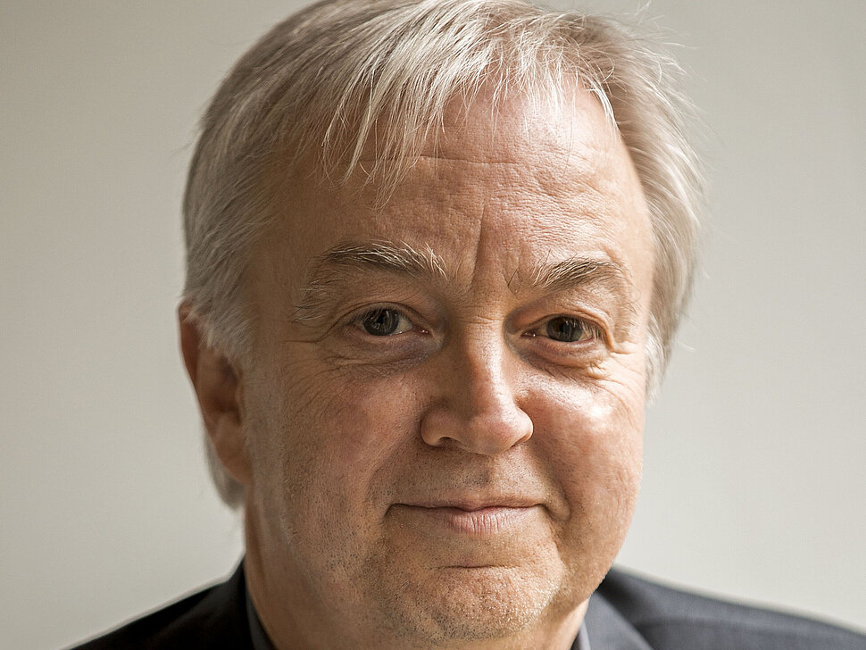 Prof. Theodor Grütter ist Direktor des Ruhr Museums und Vorstandsmitglied der Stiftung Zollverein.