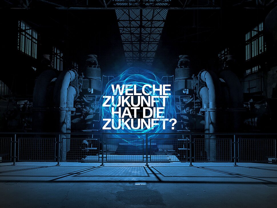 Fragen an die Zukunft stellt das Festival "Futur 21". Ein Zeittunnel vor der Kulisse der gewaltigen Gebläsemaschine der Henrichshütte Hattingen ist das Titelmotiv.