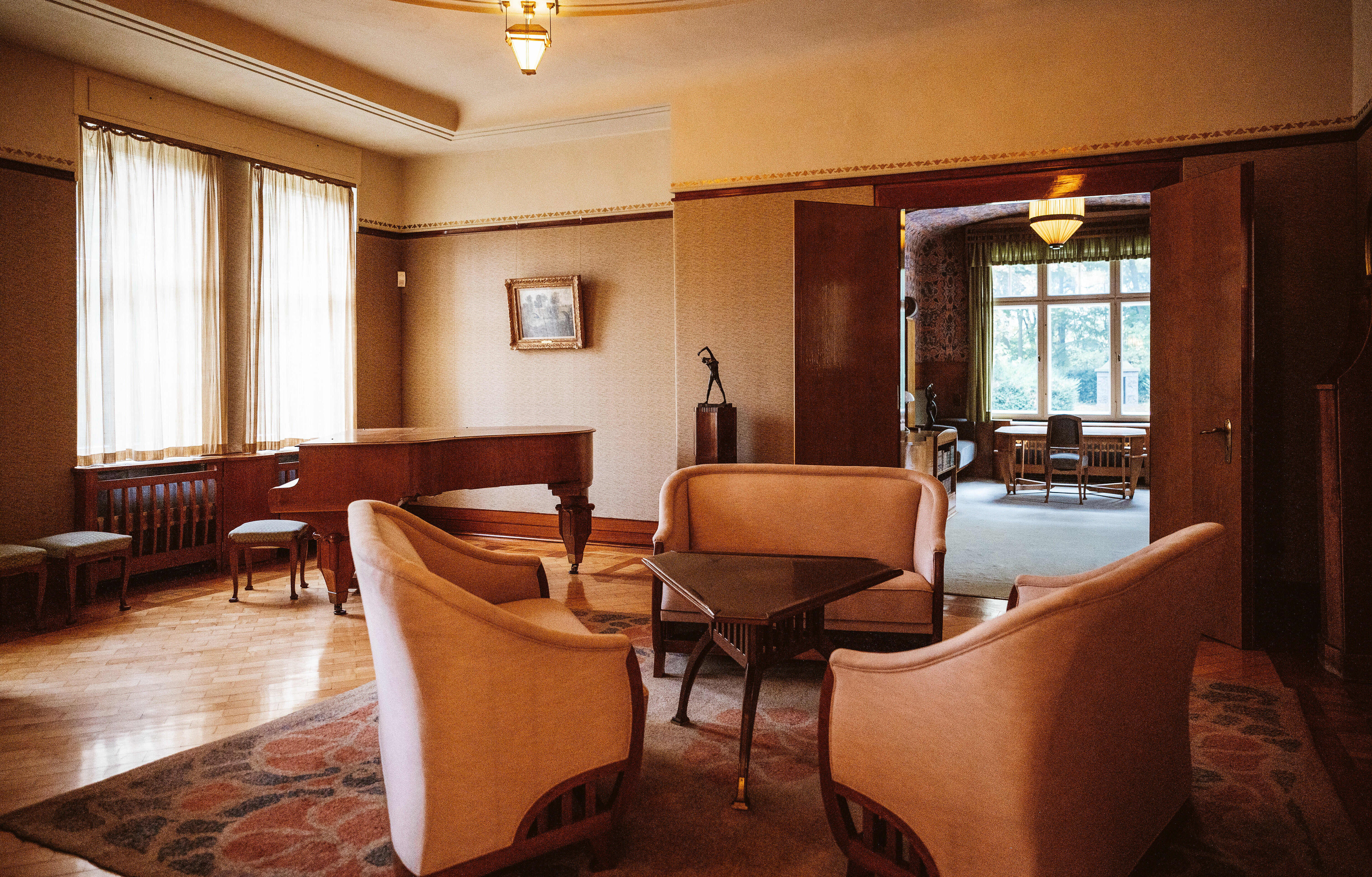 Die Inneneinrichtung ist vollständig erhalten.