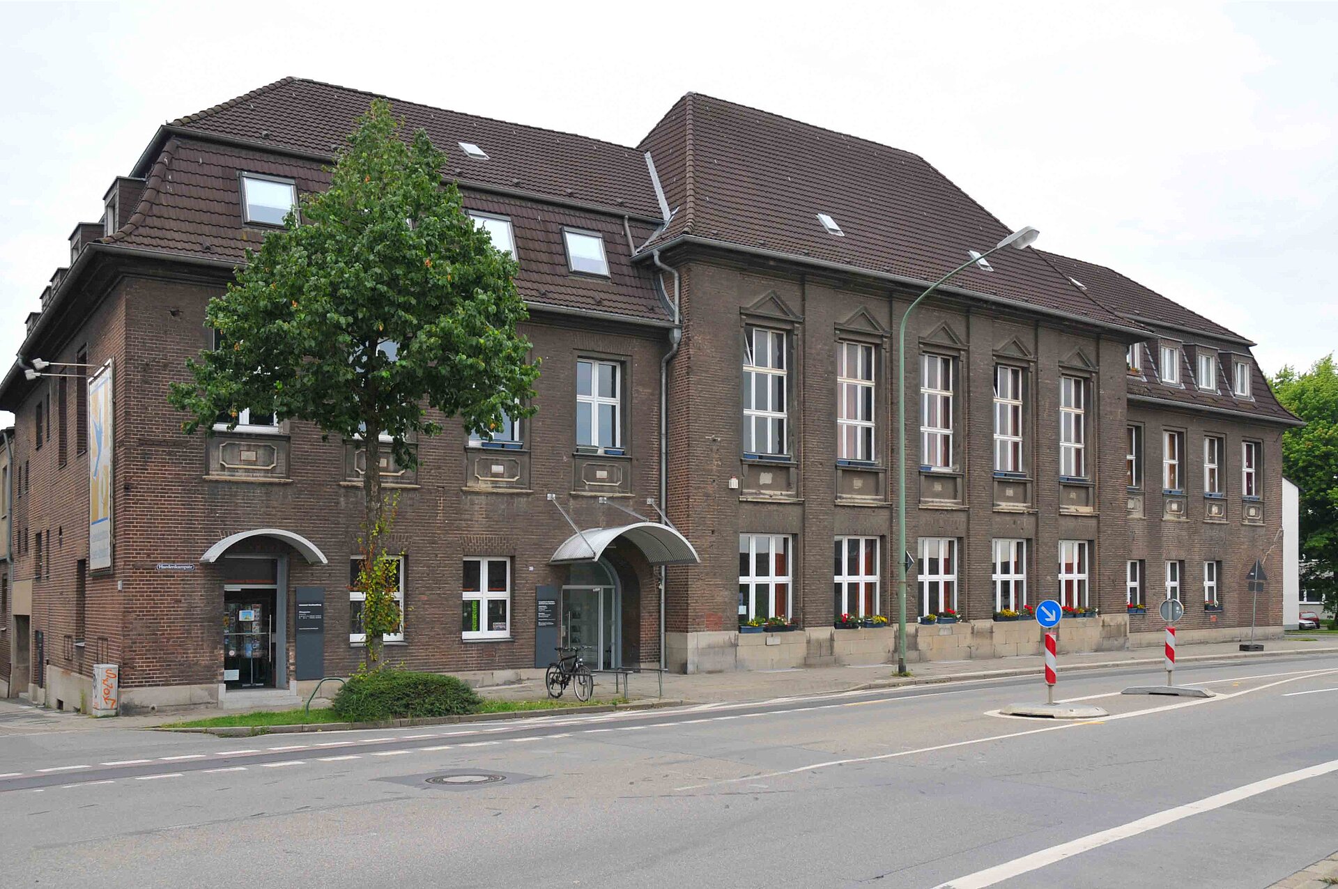 Bierhalle Kronenberg.