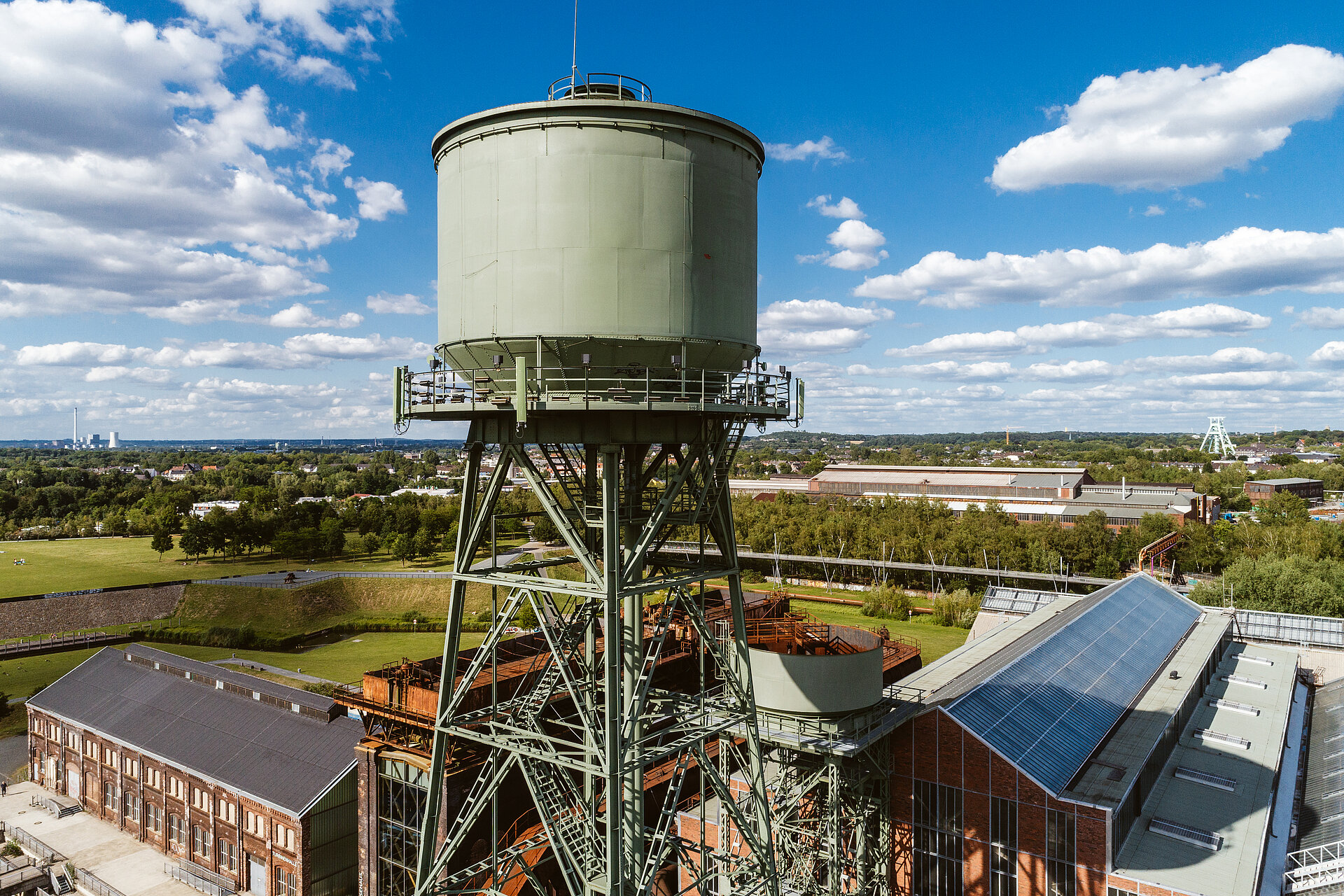 Wasserturm der Jahrhunderthalle Bochum.