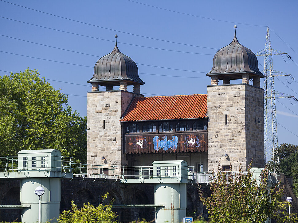Alte Schachtschleuse mit ihrem Sparbecken.