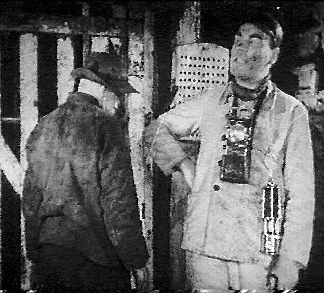 Standbild aus Film "Ein böser Tag mit blauem Auge. Unfälle am Blindschacht"