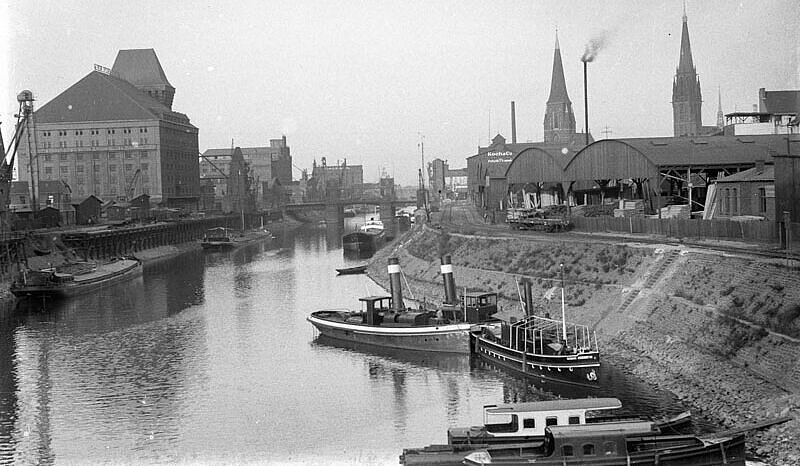 „Duisburger Hafen“, zweite Hälfte der 1920er-Jahre.