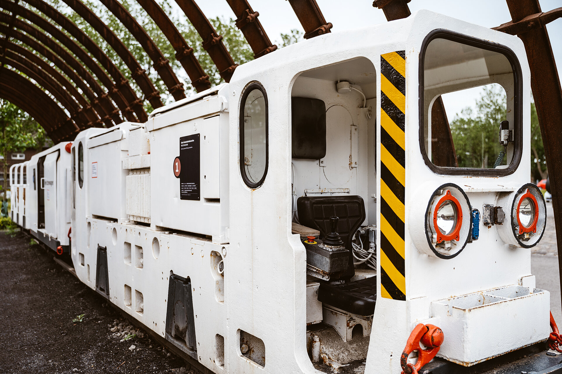 Grubenbahn auf dem Gelände des Zechenparks.