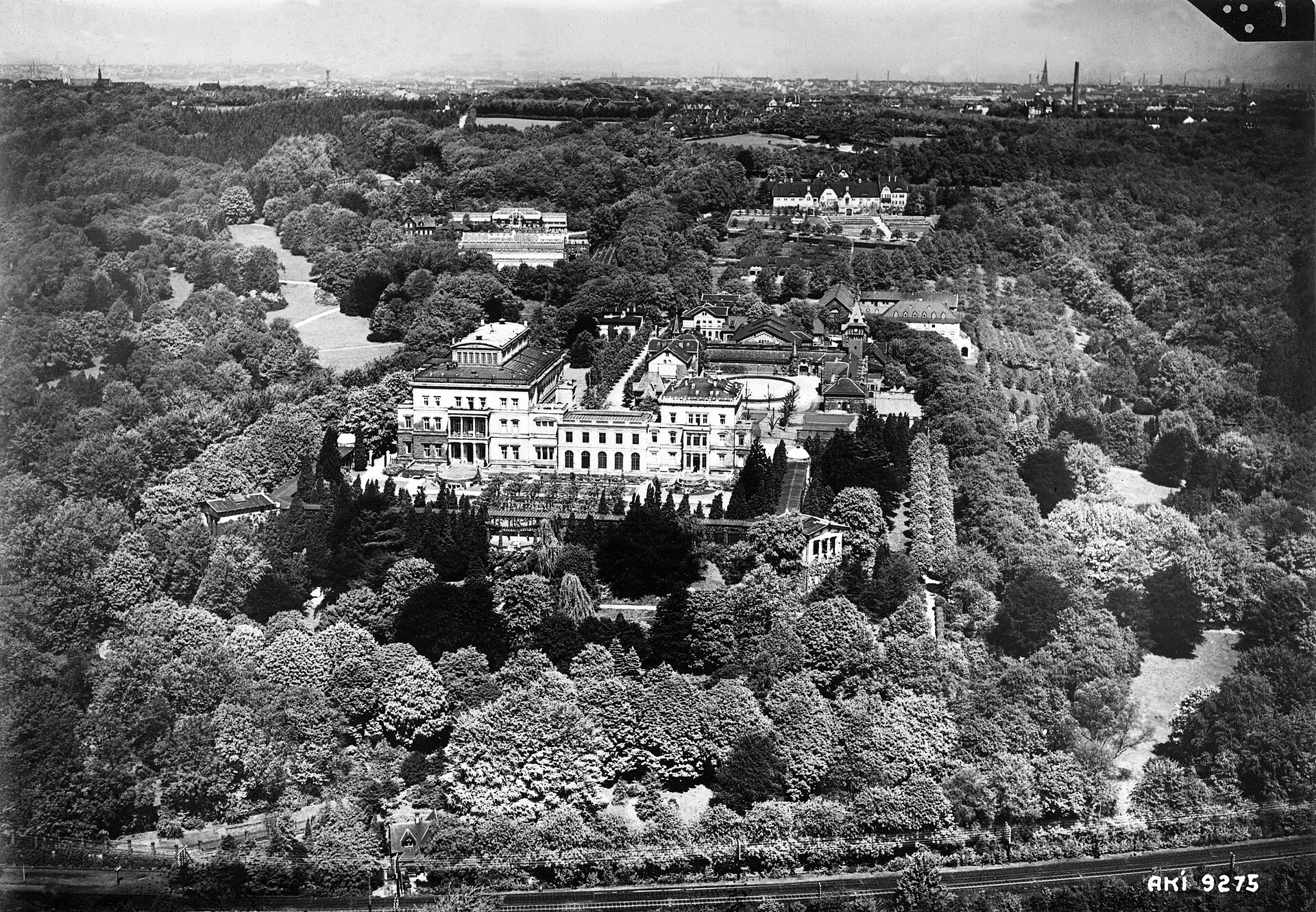 Luftbild der Villa Hügel in Essen aus dem Jahre 1926.