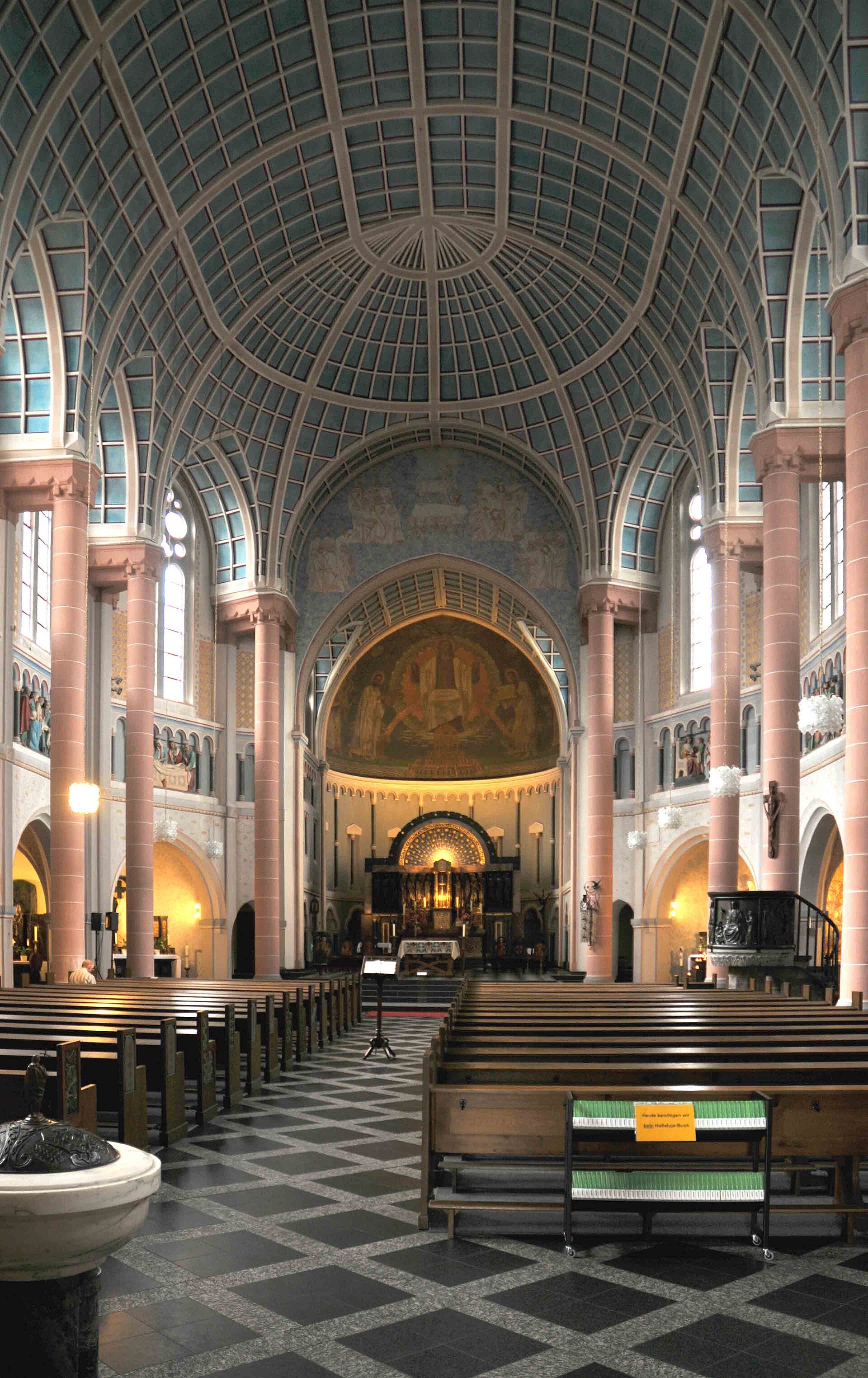 Nikolauskirche in Essen-Stoppenberg.