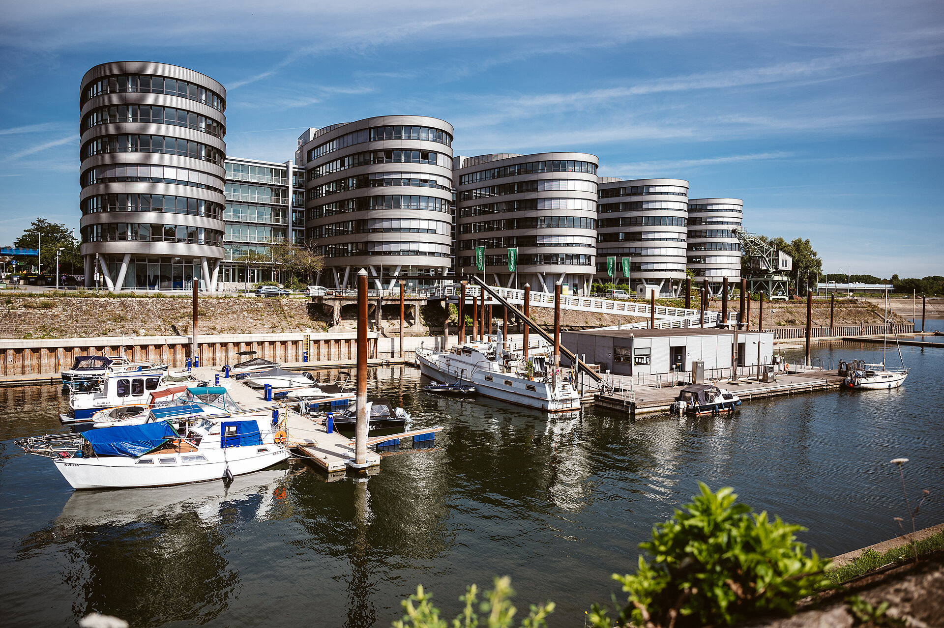 Marina Duisburg am Innenhafen.
