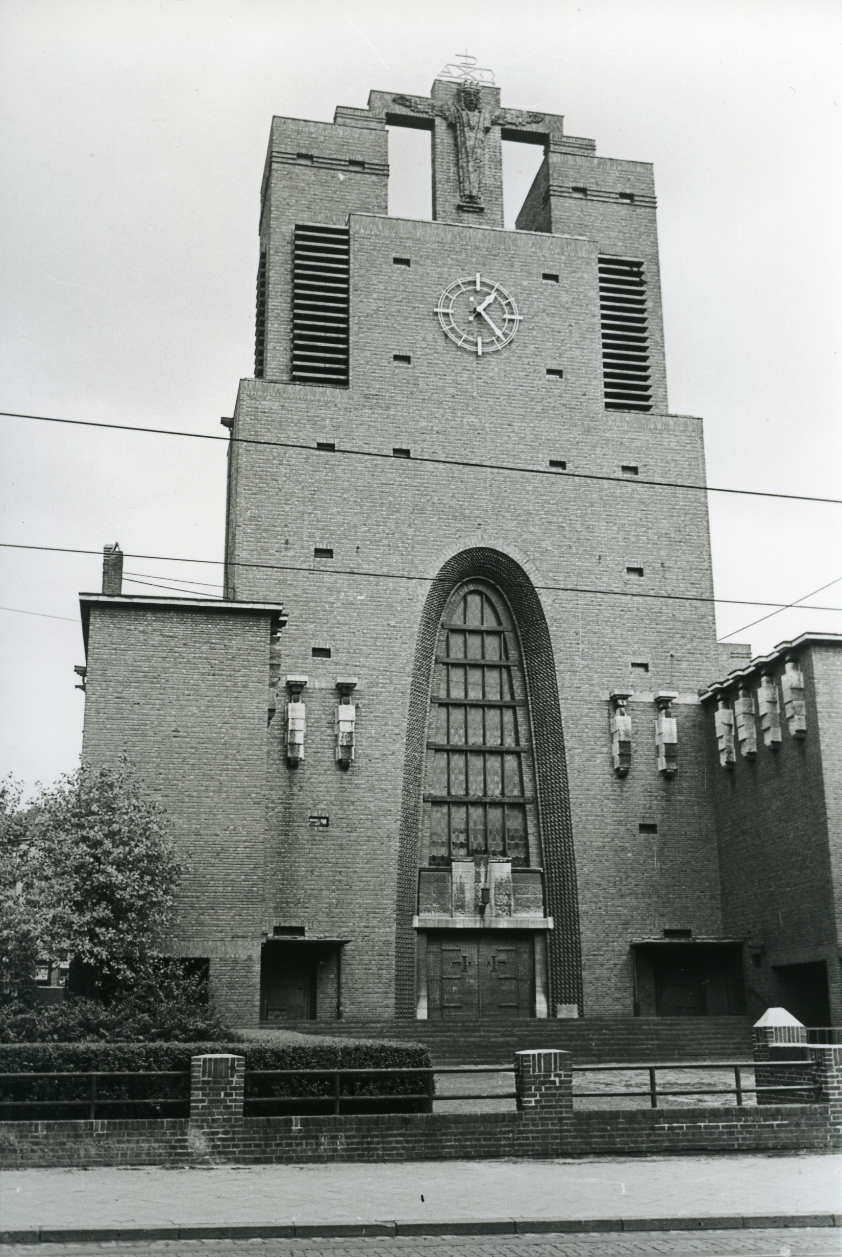 Heilig-Kreuz-Kirche, 1960.