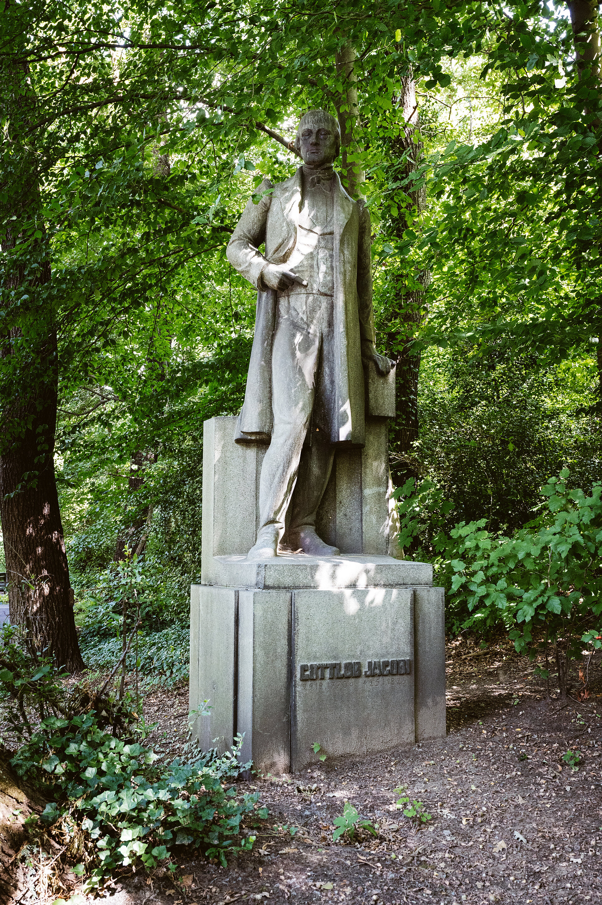 Statue von Gottlob Jacobi.