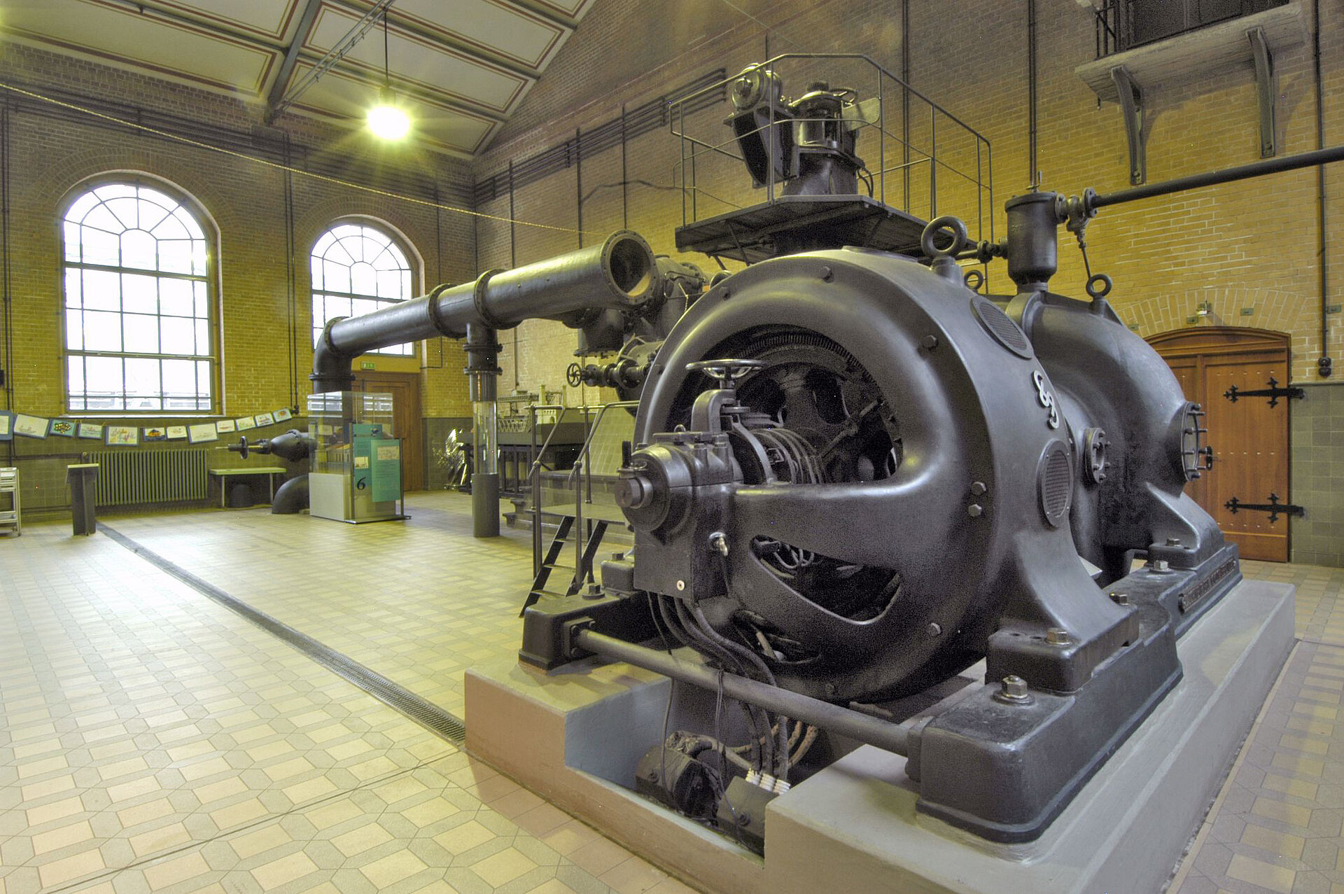 Blick ins Kessel- und Maschinenhaus des Schiffshebewerks Henrichenburg, das einen Teil der Dauerausstellung beherbergt.