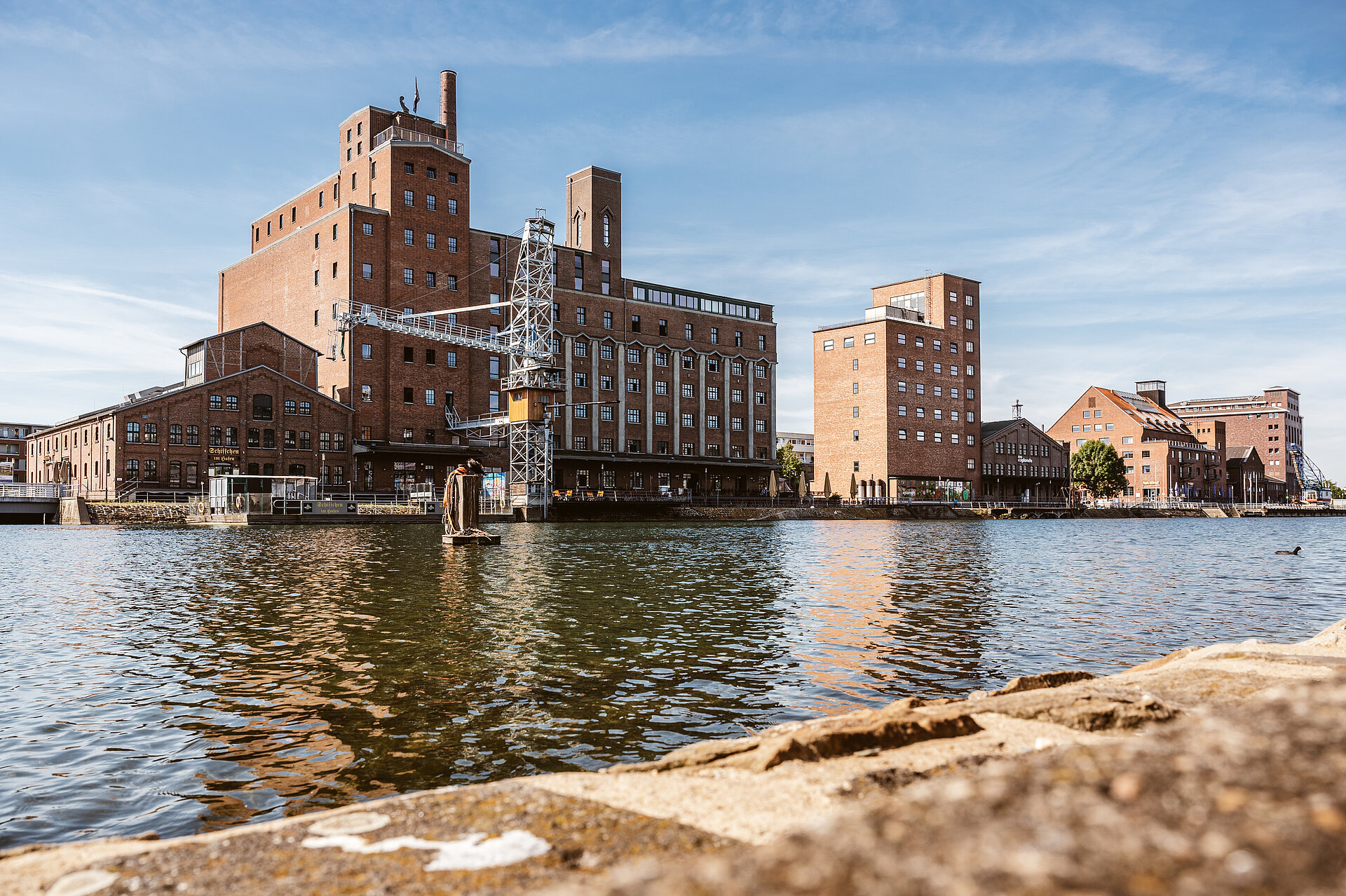 Duisburger Innenhafen.