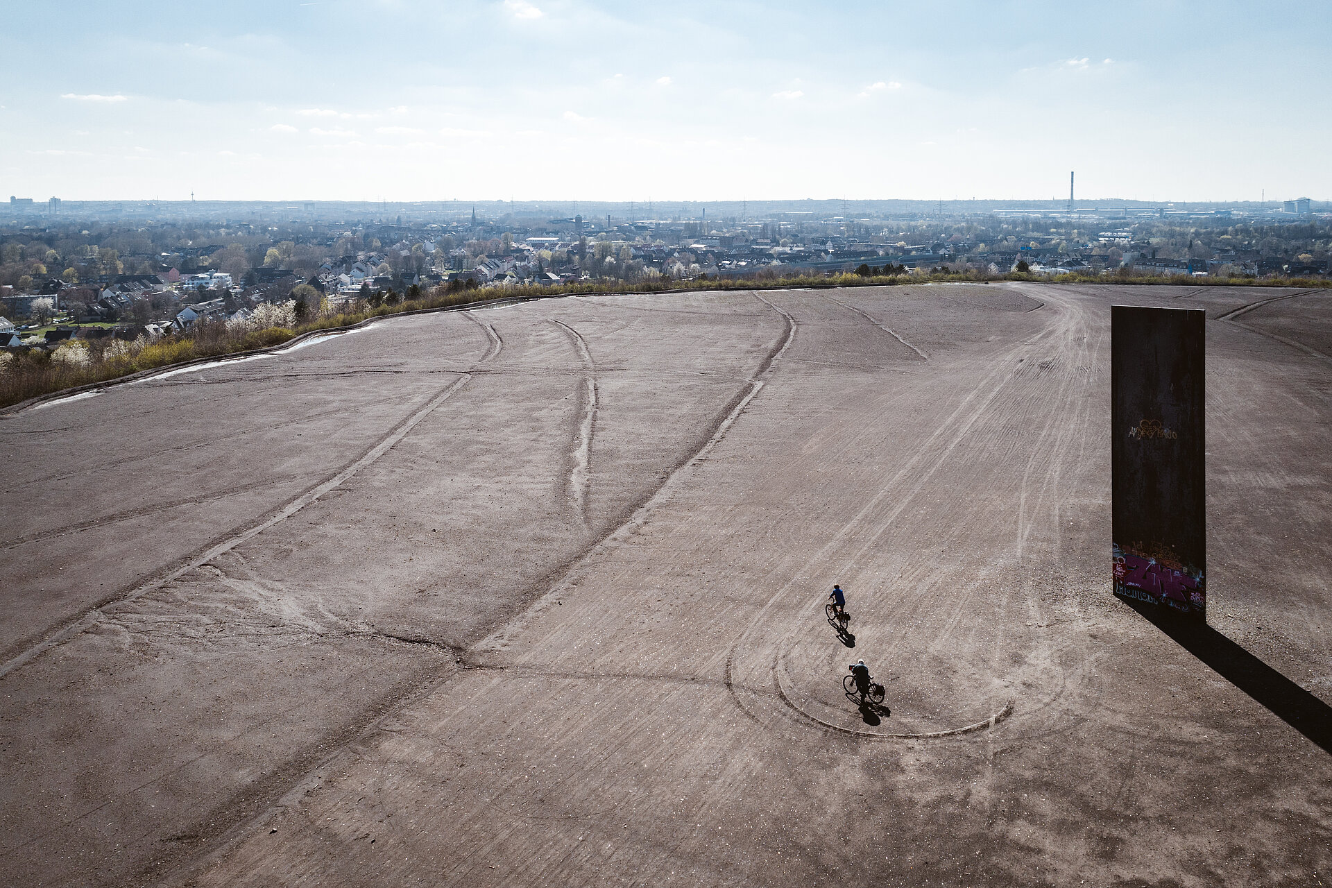 Die Schurenbachhalde in Essen ist ein Panorama auf der Route Industriekultur.