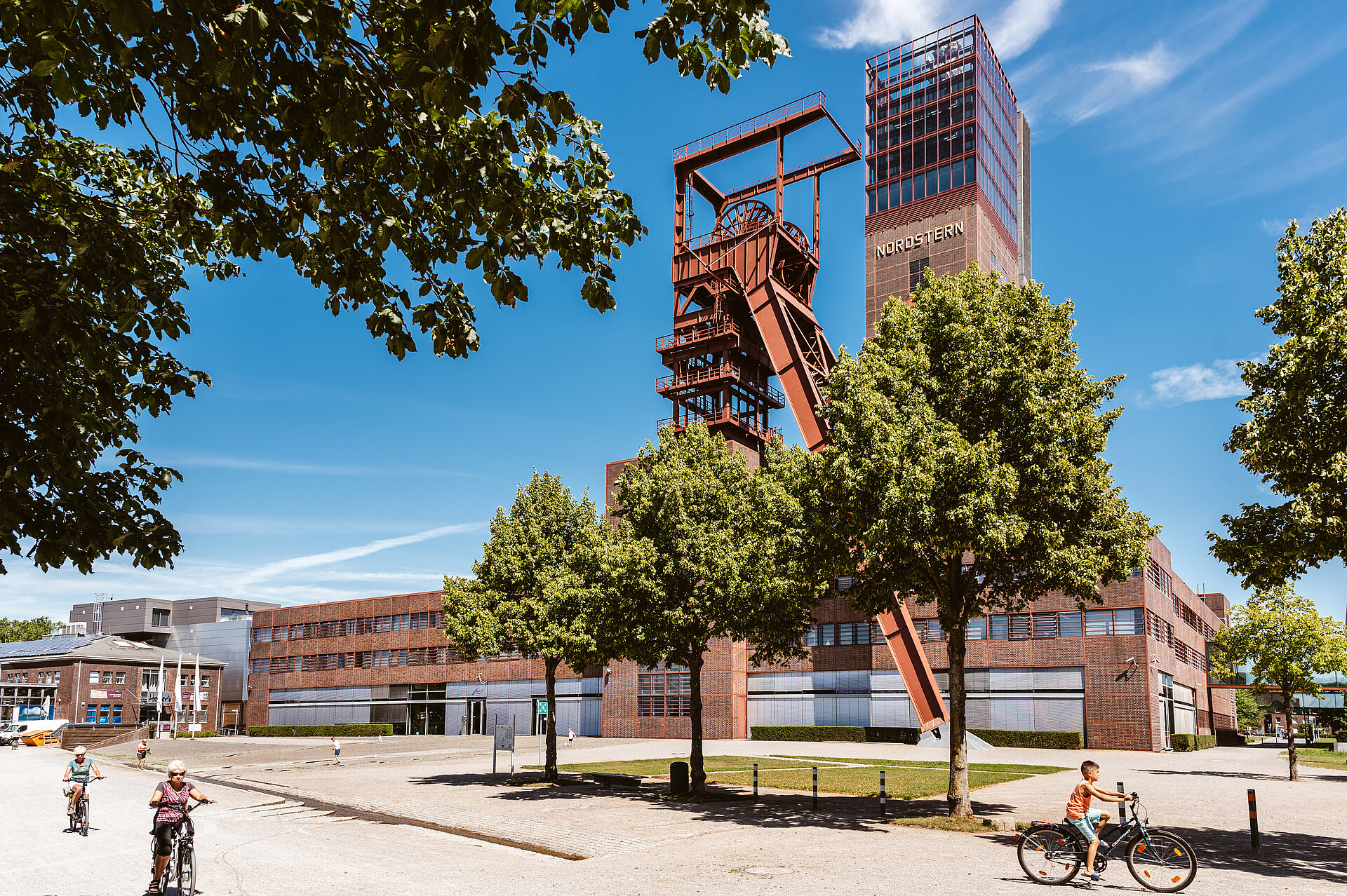Der Nordsternpark Gelsenkirchen ist ein 100-Hektar-Paradies für alle, die Spaß an Spiel und Bewegung haben.