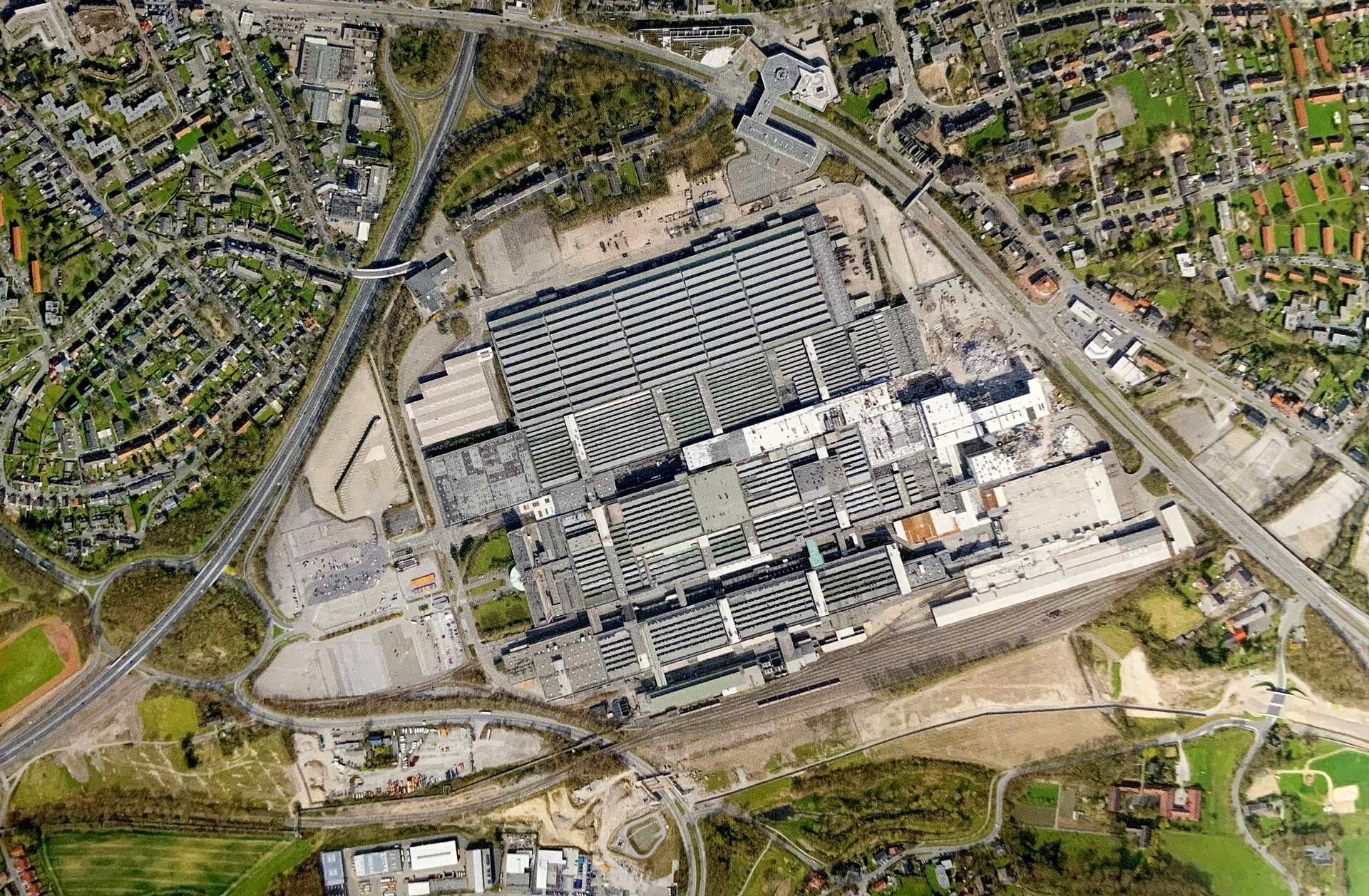 Luftbild des Opel-Werks Bochum, 2015.