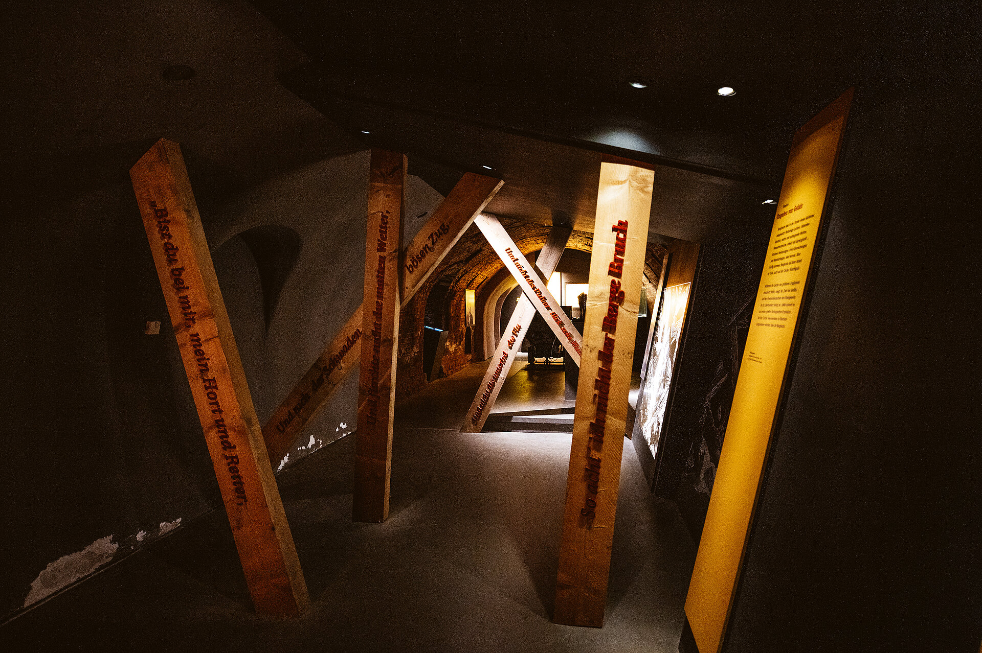 Blick in die Ausstellungsbereiche der Zeche Nachtigall in Witten.