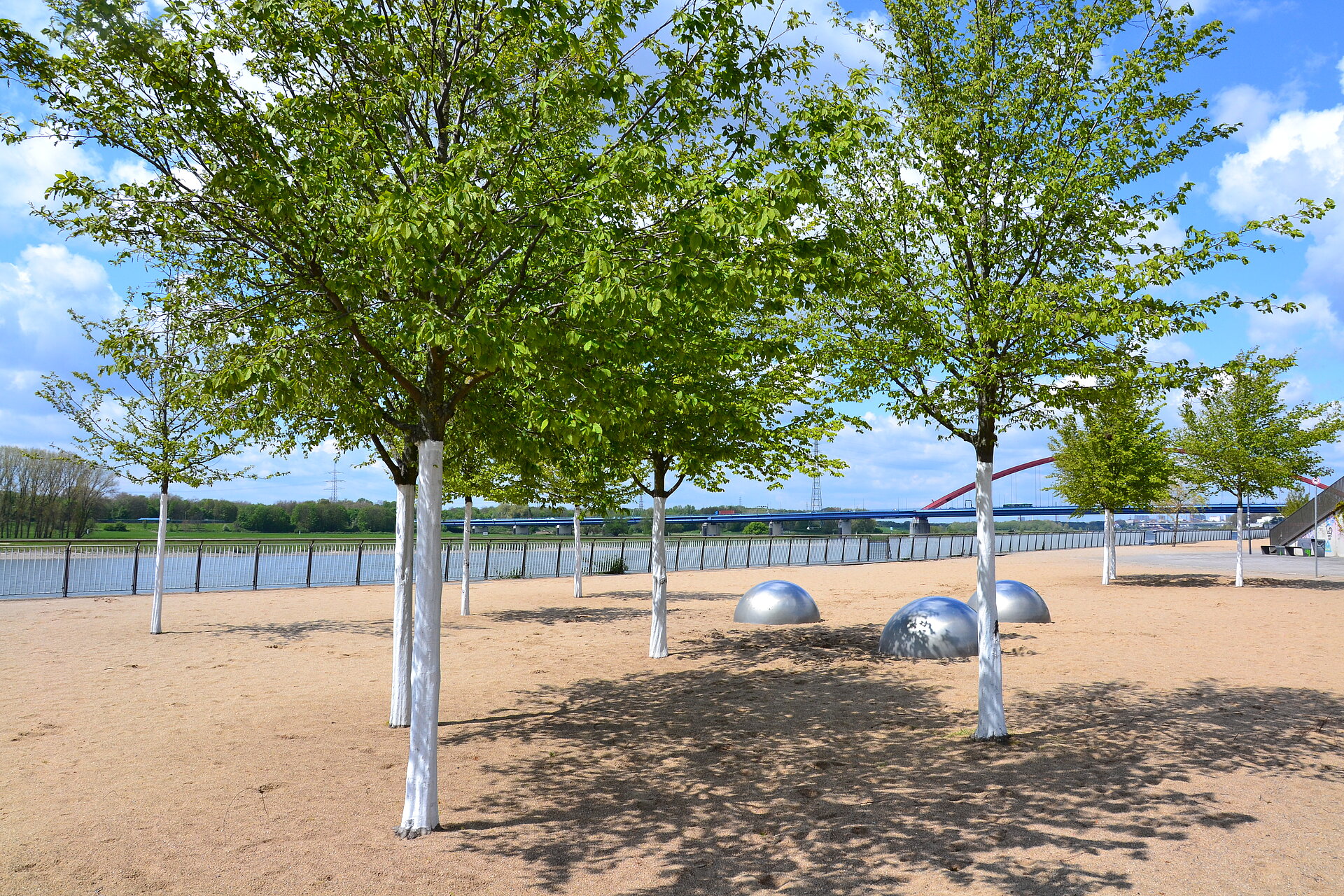 Der RheinPark in Duisburg.