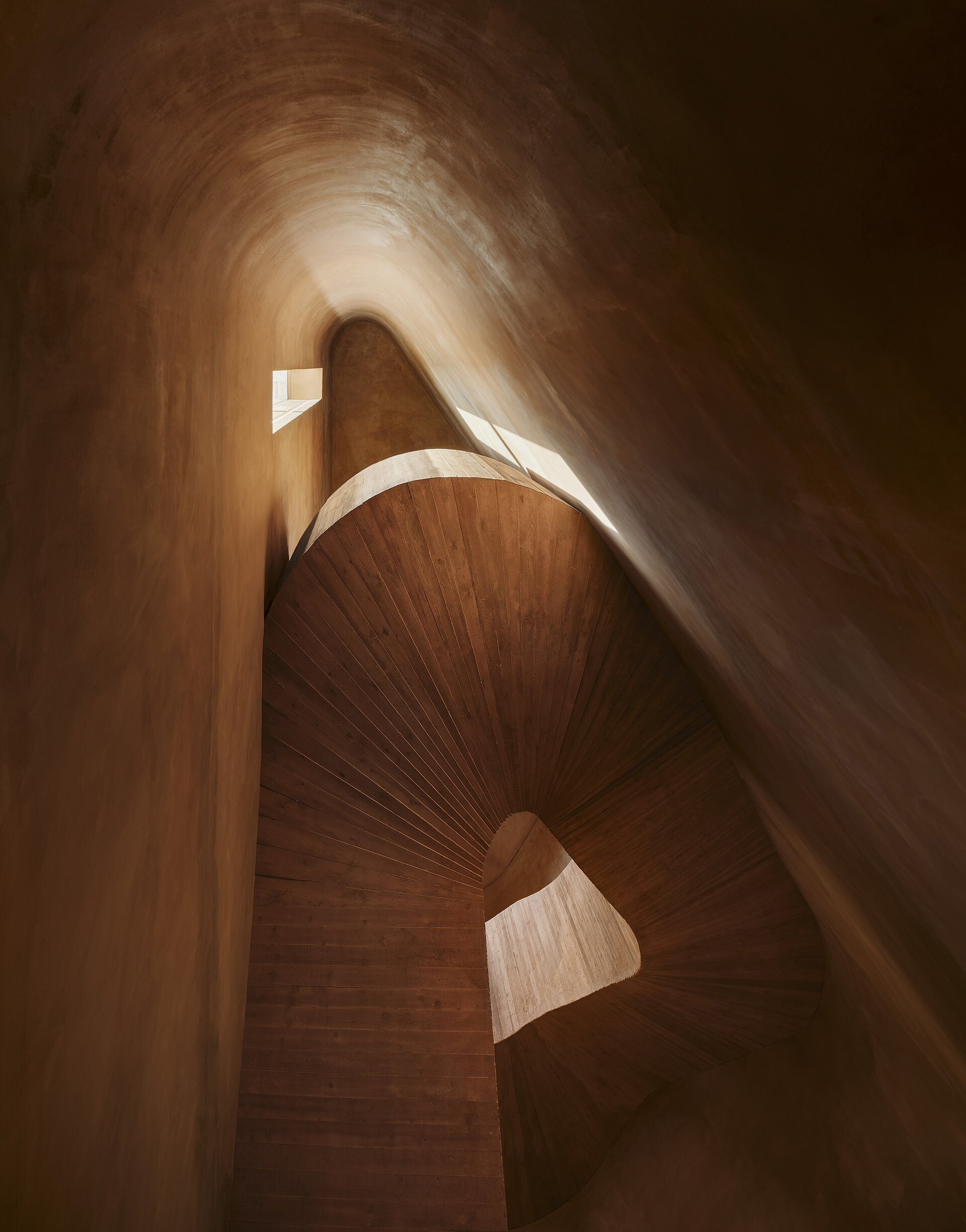 Erweiterungsbau des MKM Museum Küppersmühle: Detailansicht ins Treppenhaus.