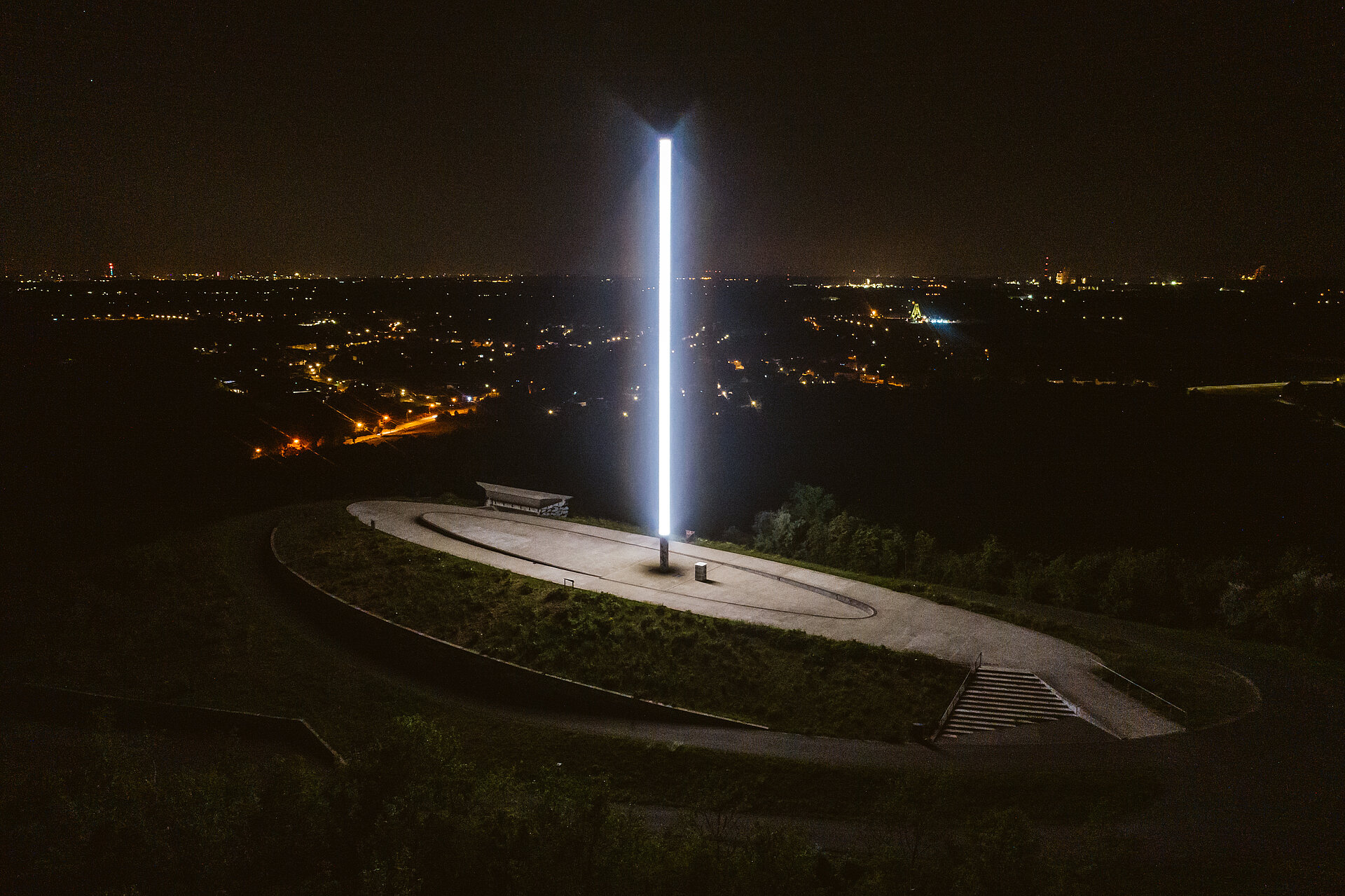 Die Halde Großes Kreuz in Bergkamen ist ein Panorama auf der Route Industriekultur.
