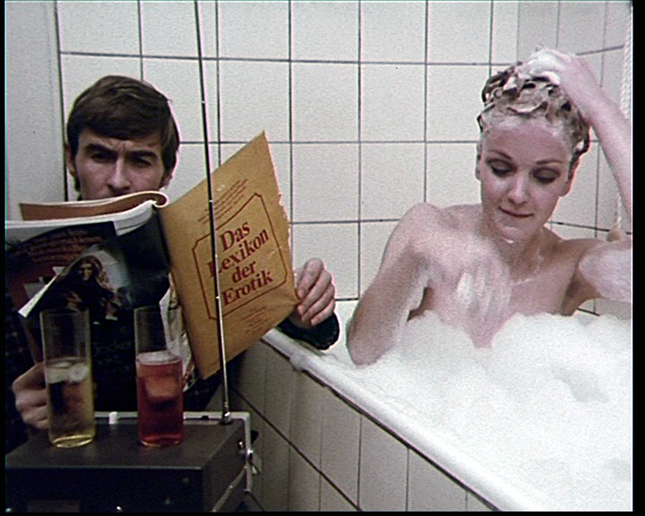 Standbild aus Film "Die eiskalten Affären..."