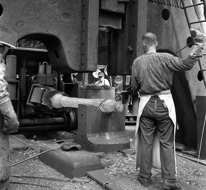 Hammerwerk der Henrichshütte Hattingen im Jahr 1953.