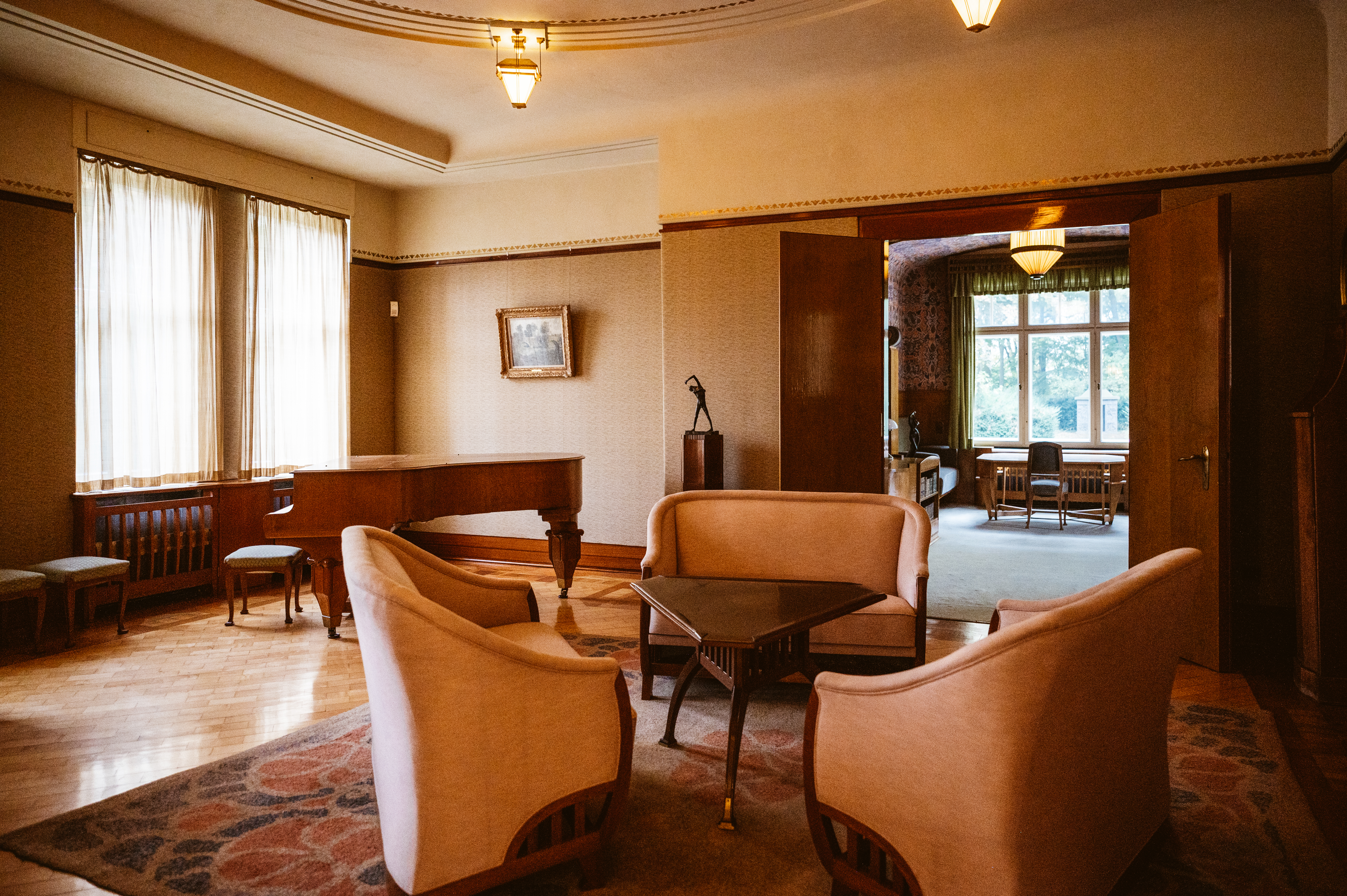 Die Inneneinrichtung ist vollständig erhalten.