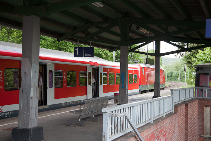 Der Bahnhof Hügel.
