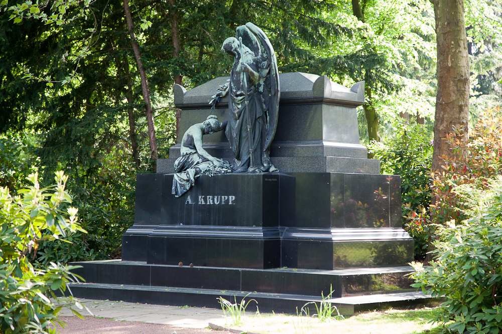 Grabstätte von Alfred Krupp (1812-1887).
