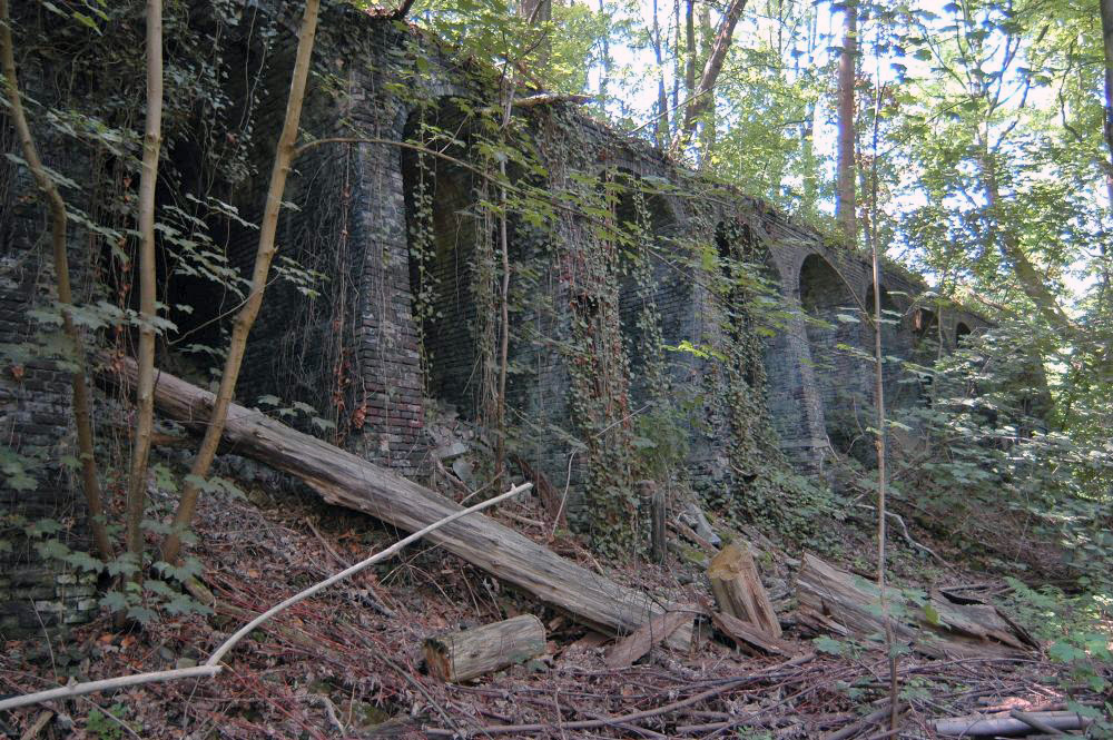 Koksofenfundamente der Zeche Neu-Iserlohn in Bochum.