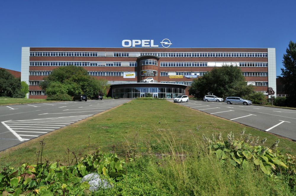Opel-Hauptverwaltung am Opel-Werk 1 in Bochum-Laer.