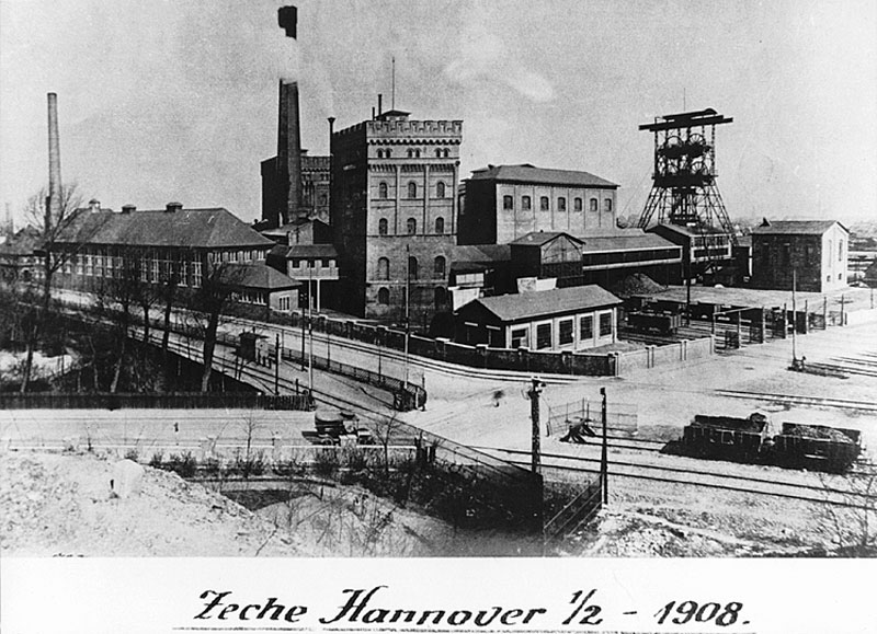 Die Zeche Hannover in Bochum um 1908.