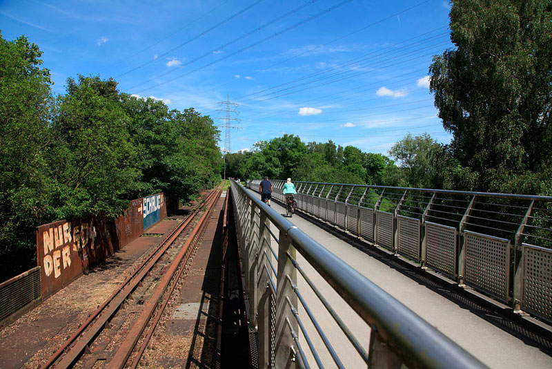 Die Erzbahntrasse führt - ausgehend vom Ankerpunkt Jahrhunderthalle - neun Kilometer Richtung  Norden bis zur Grimberger Sichel.